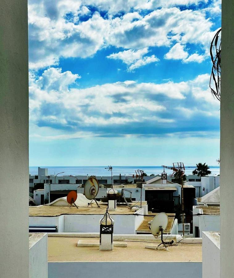 Apartment Vincent, Cozy And Sunny Over The Rooftops Puerto del Carmen  Exterior foto