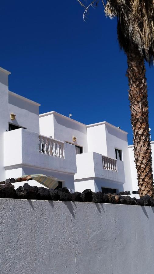 Apartment Vincent, Cozy And Sunny Over The Rooftops Puerto del Carmen  Exterior foto